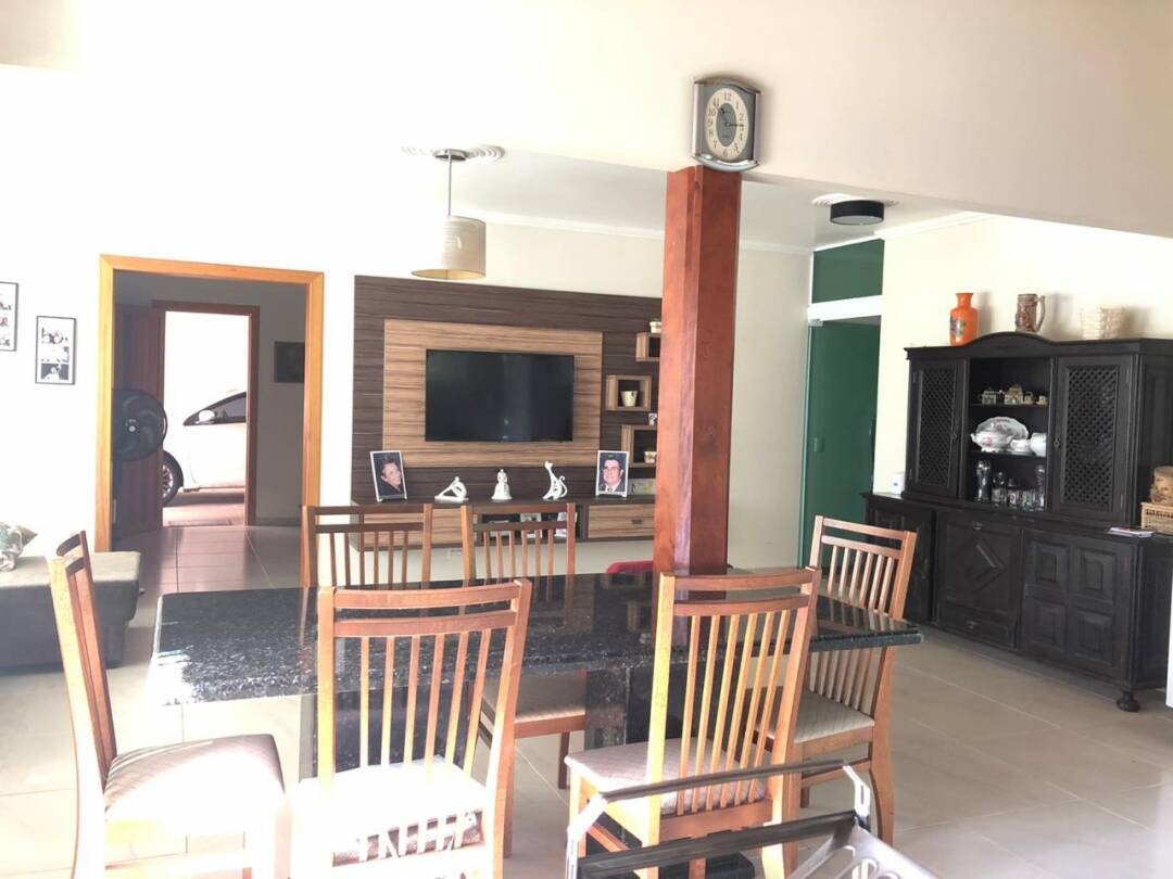 Fazenda à venda com 3 quartos, 221m² - Foto 17