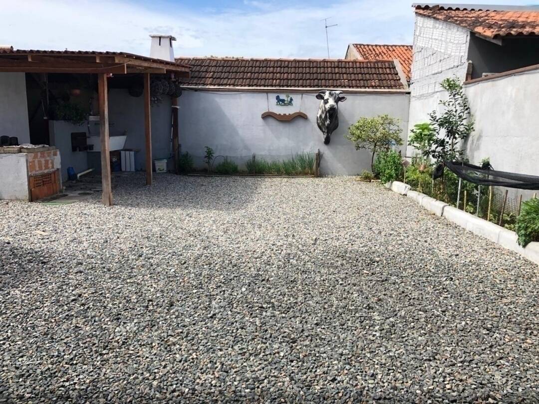 Sobrado à venda com 6 quartos, 220m² - Foto 7