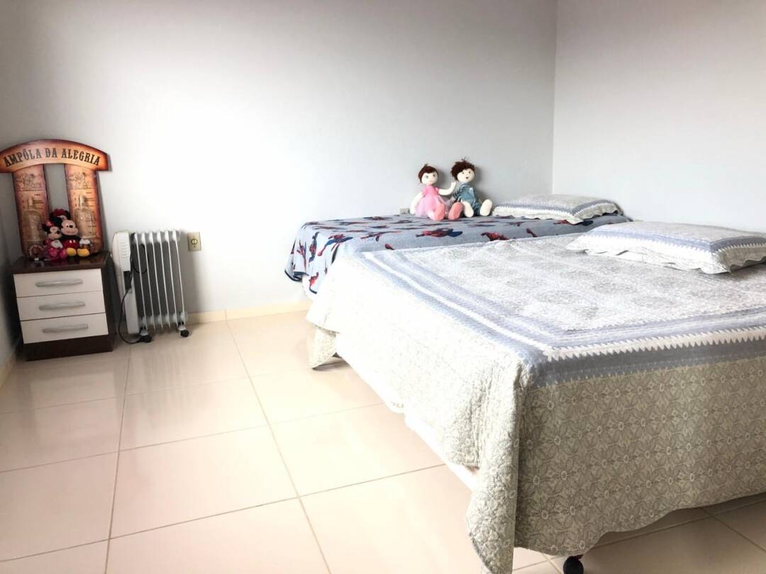 Sobrado à venda com 6 quartos, 220m² - Foto 32