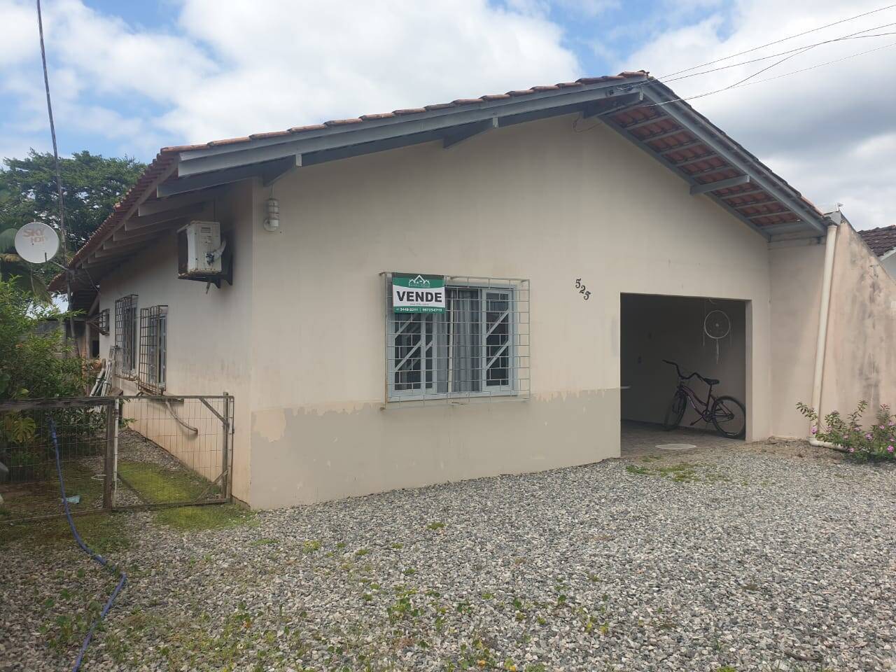 Casa à venda com 3 quartos, 85m² - Foto 2