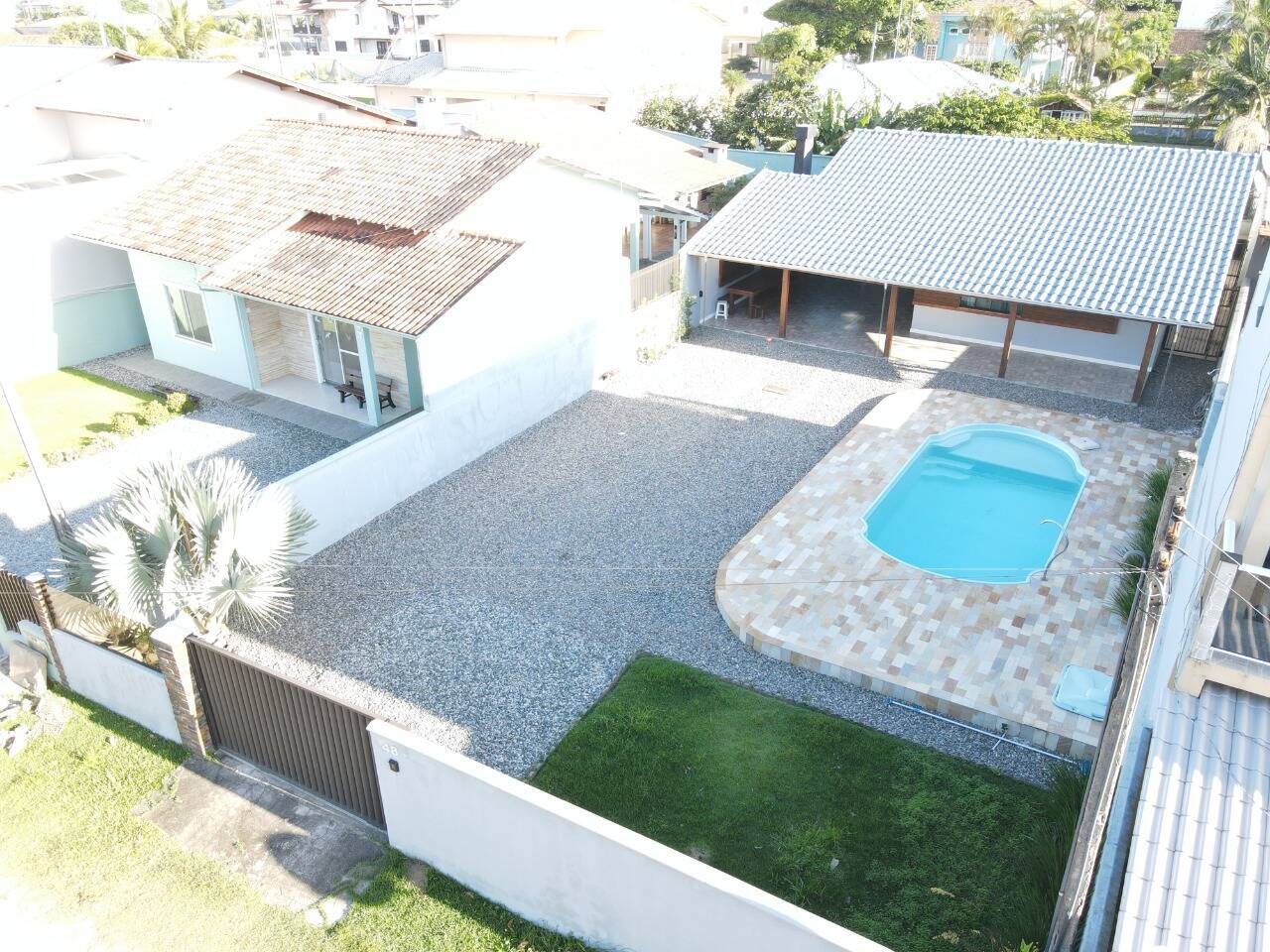 Casa à venda com 3 quartos, 206m² - Foto 5