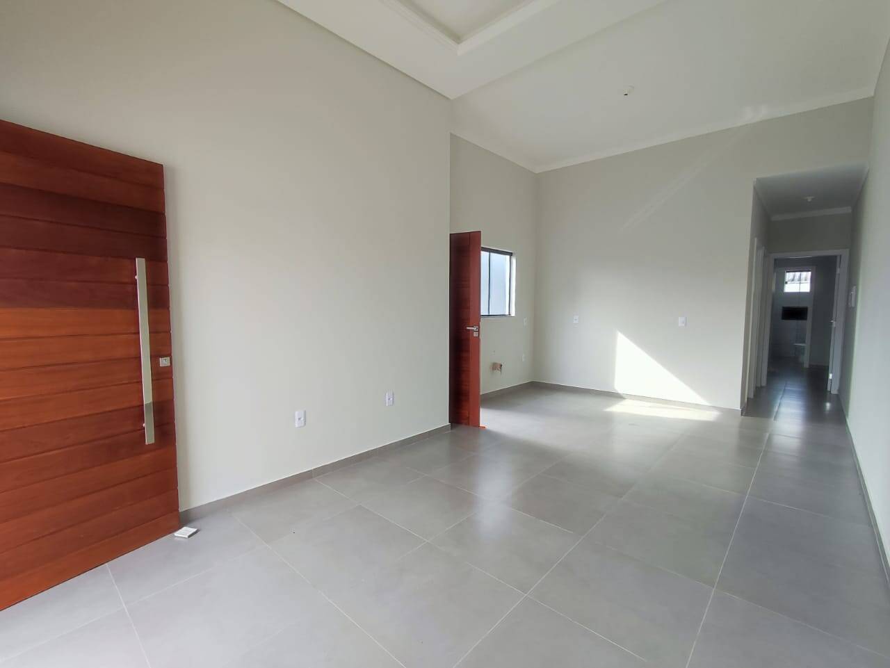 Casa à venda com 2 quartos, 78m² - Foto 2