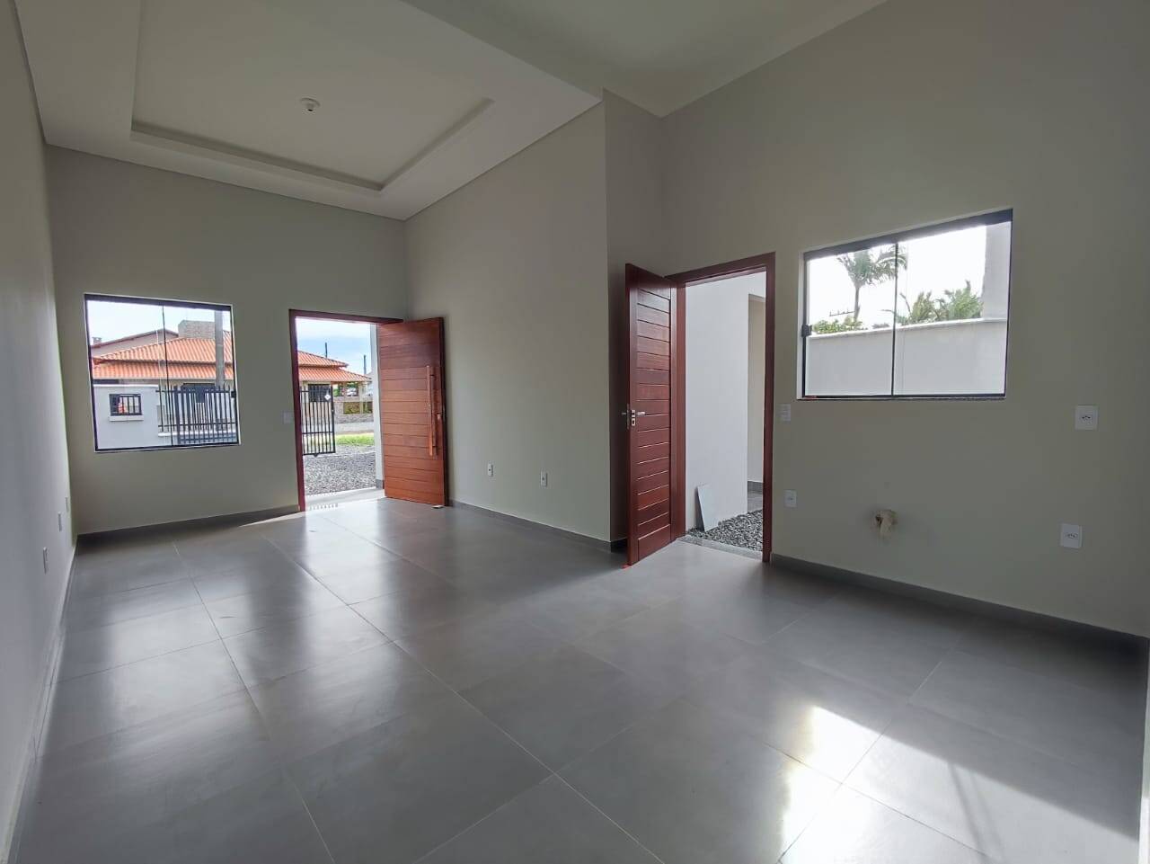 Casa à venda com 2 quartos, 78m² - Foto 3