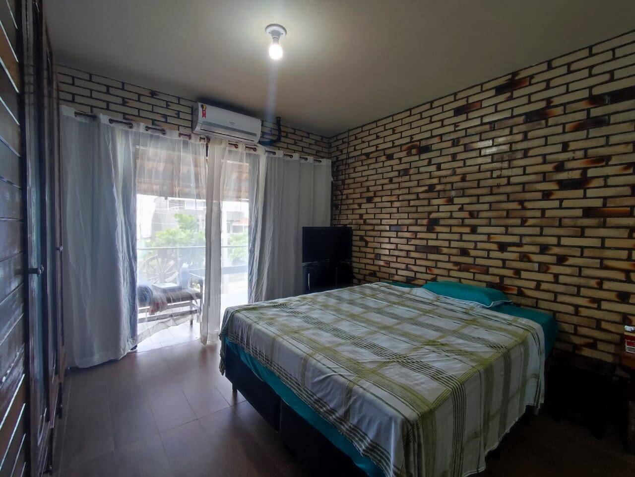 Casa à venda com 3 quartos, 200m² - Foto 15