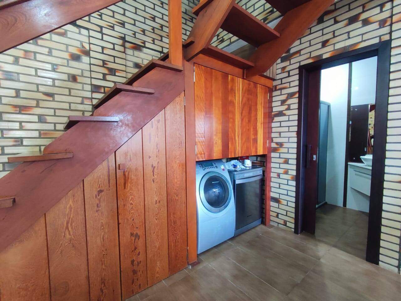 Casa à venda com 3 quartos, 200m² - Foto 11