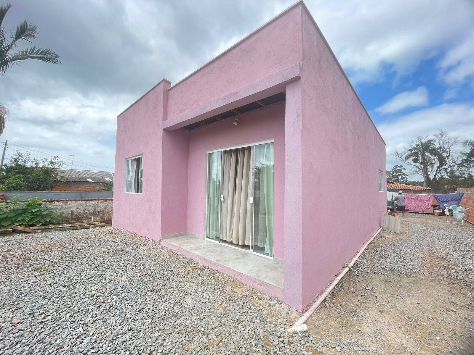 Casa à venda com 3 quartos, 100m² - Foto 2