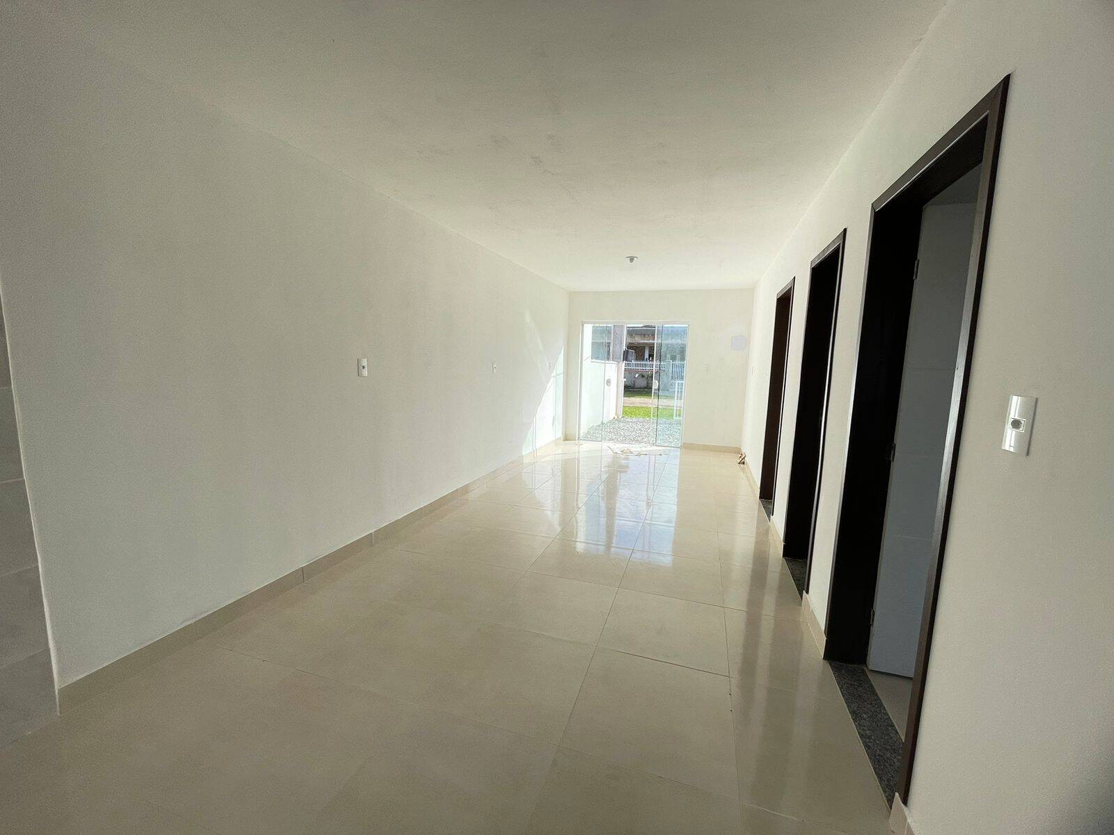 Casa à venda com 2 quartos, 53m² - Foto 6