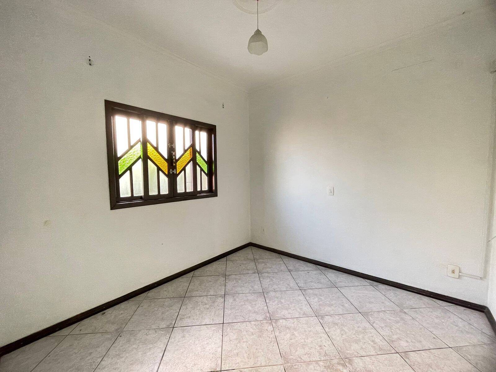 Casa à venda com 3 quartos, 108m² - Foto 12