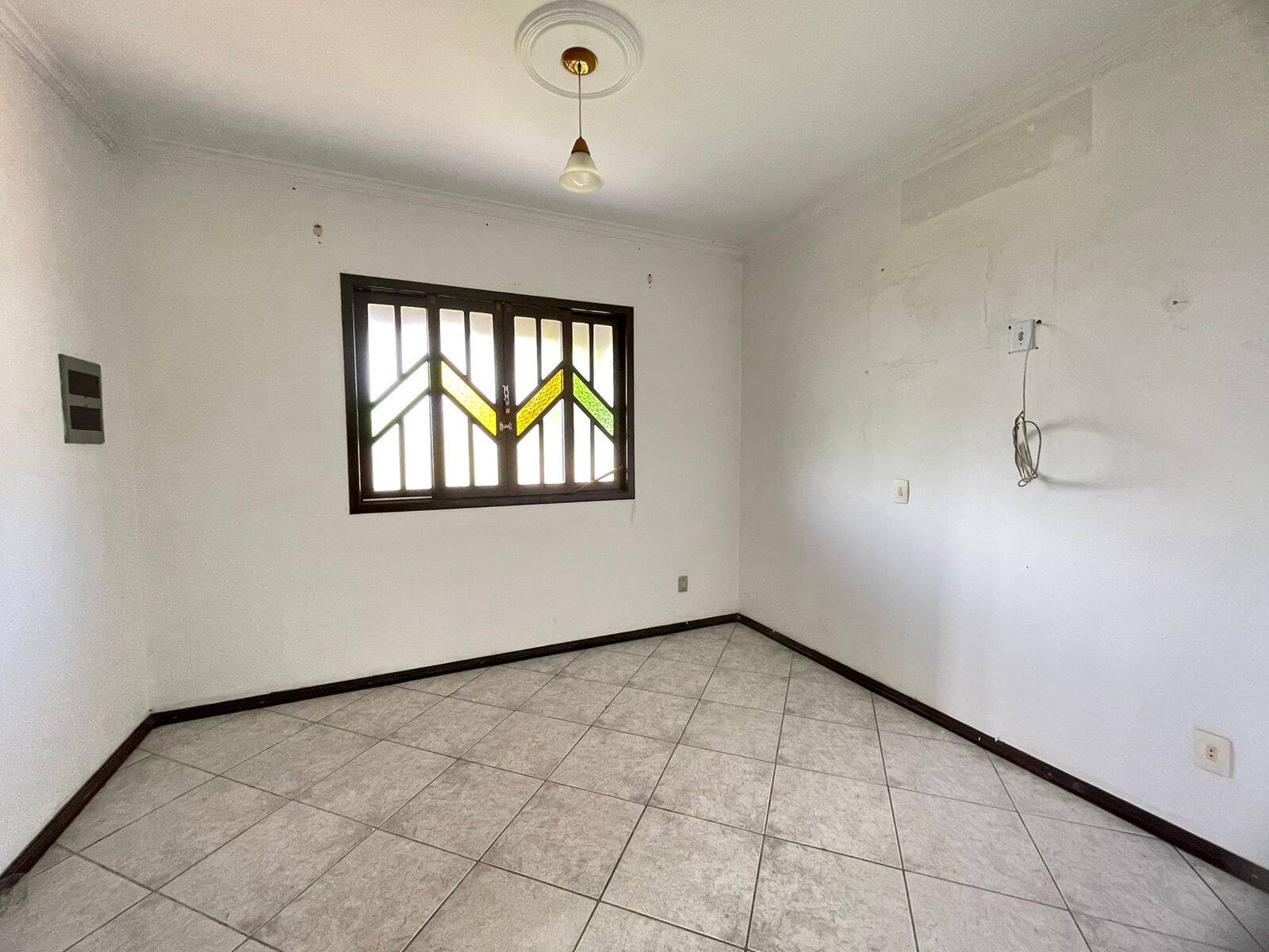 Casa à venda com 3 quartos, 108m² - Foto 14