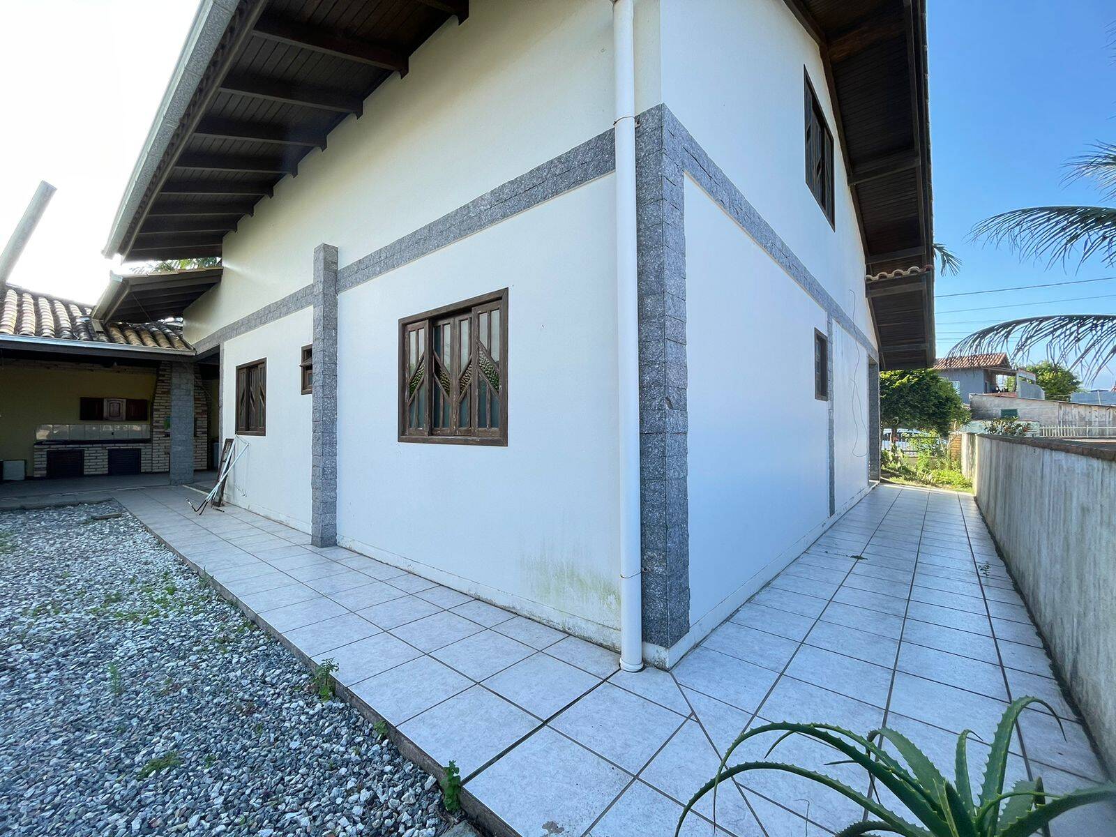 Casa à venda com 3 quartos, 108m² - Foto 23