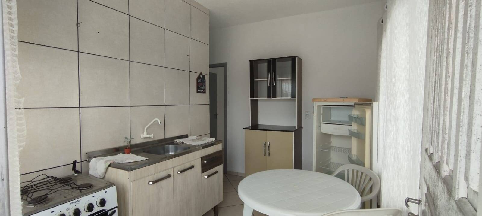 Apartamento à venda e aluguel com 6 quartos, 143m² - Foto 4