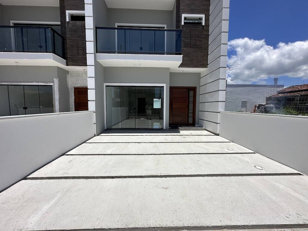 Sobrado à venda com 3 quartos, 119m² - Foto 2