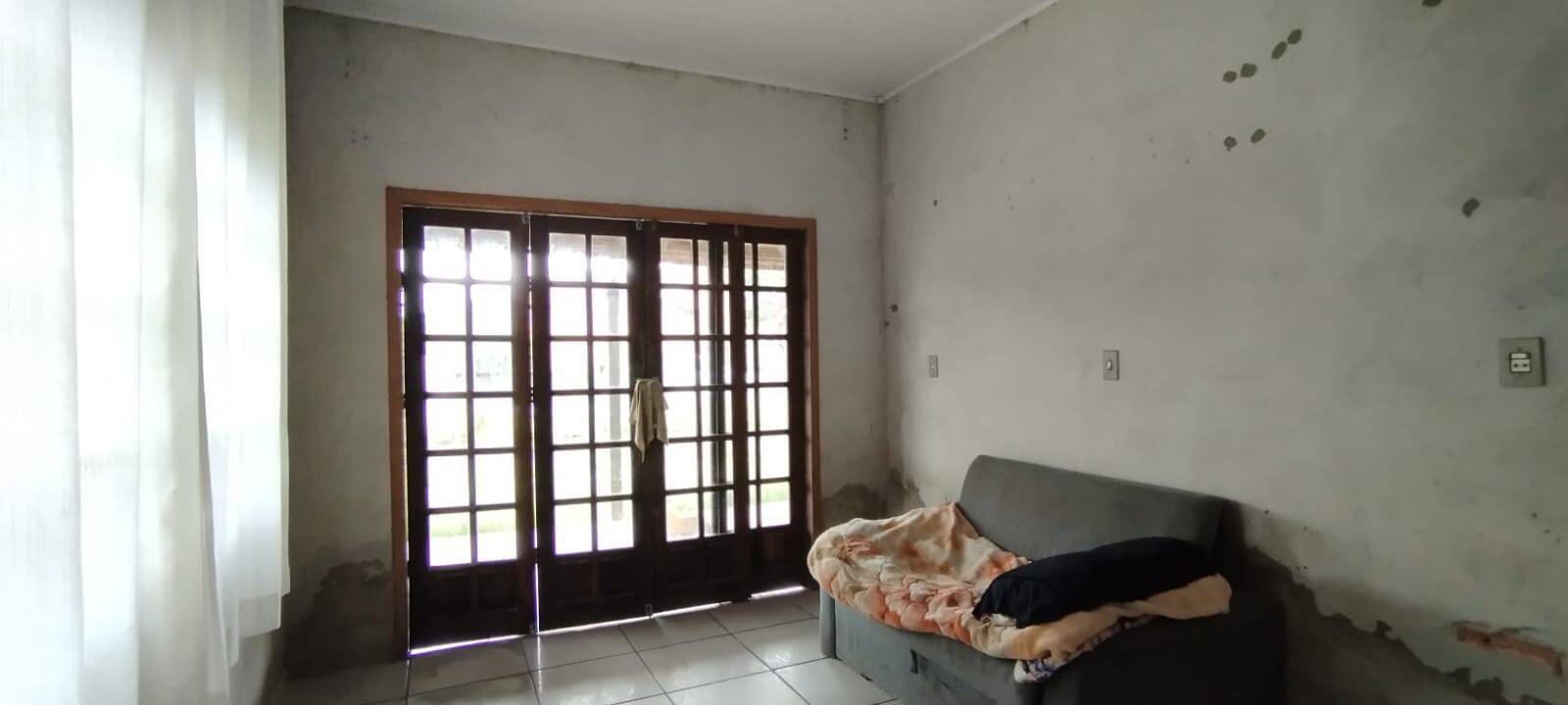 Casa à venda com 4 quartos, 87m² - Foto 3