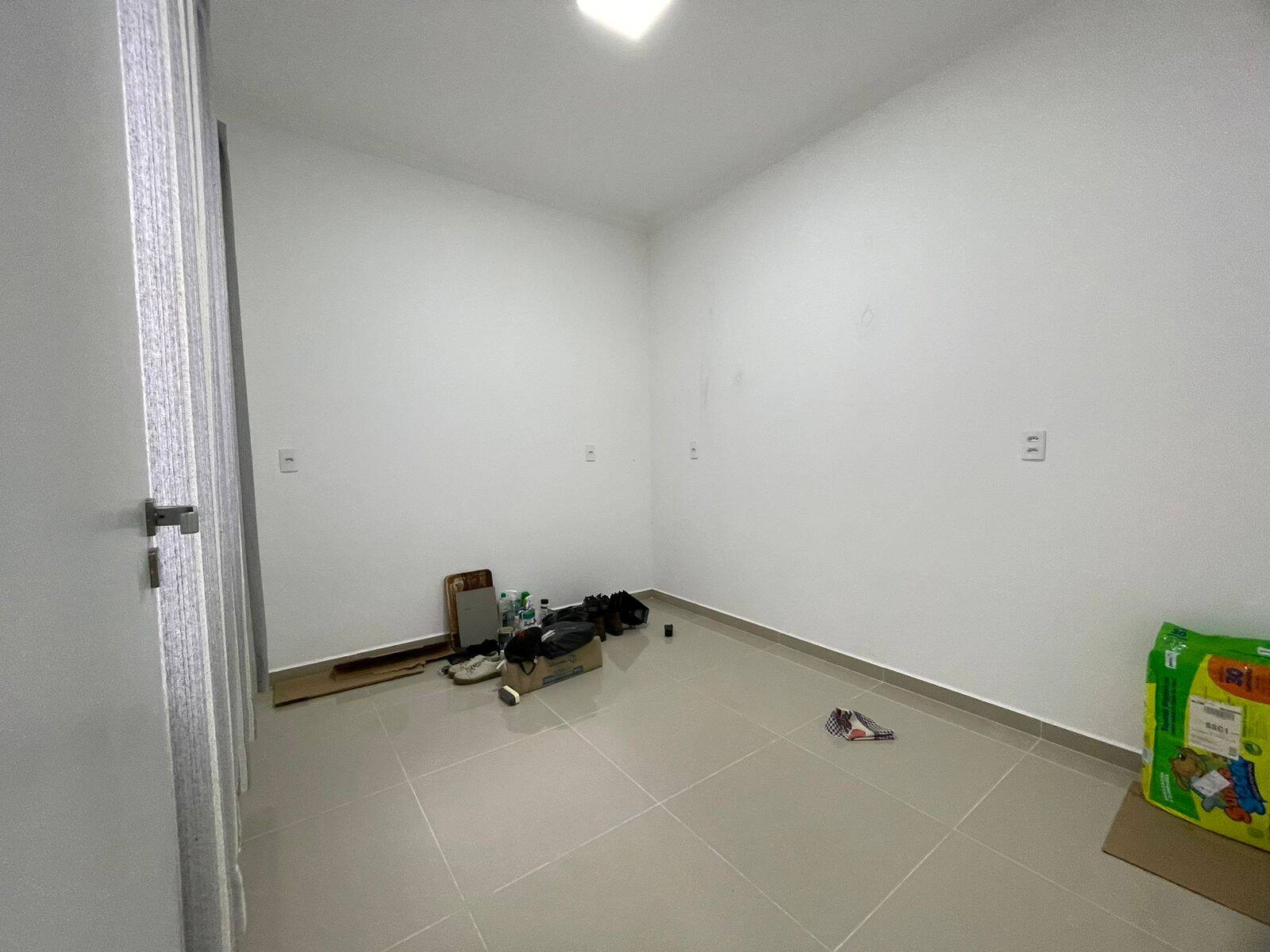 Casa à venda com 3 quartos, 77m² - Foto 18