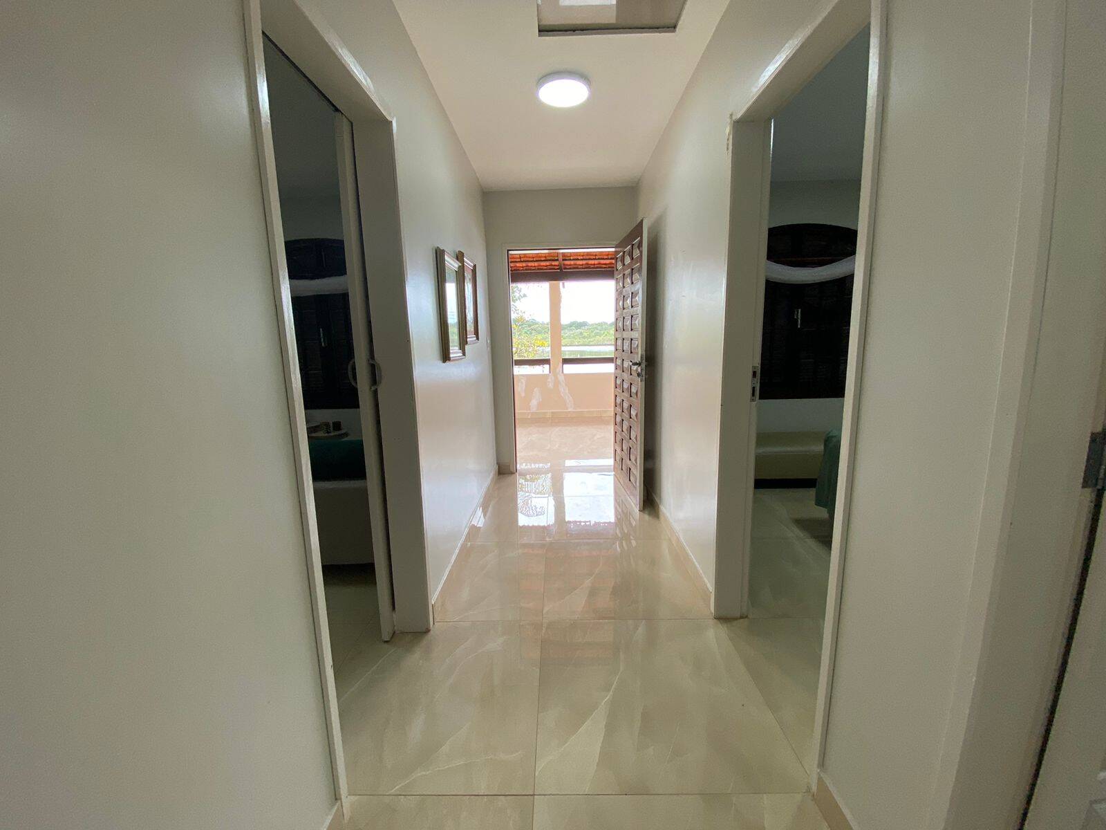 Casa à venda com 3 quartos, 200m² - Foto 18