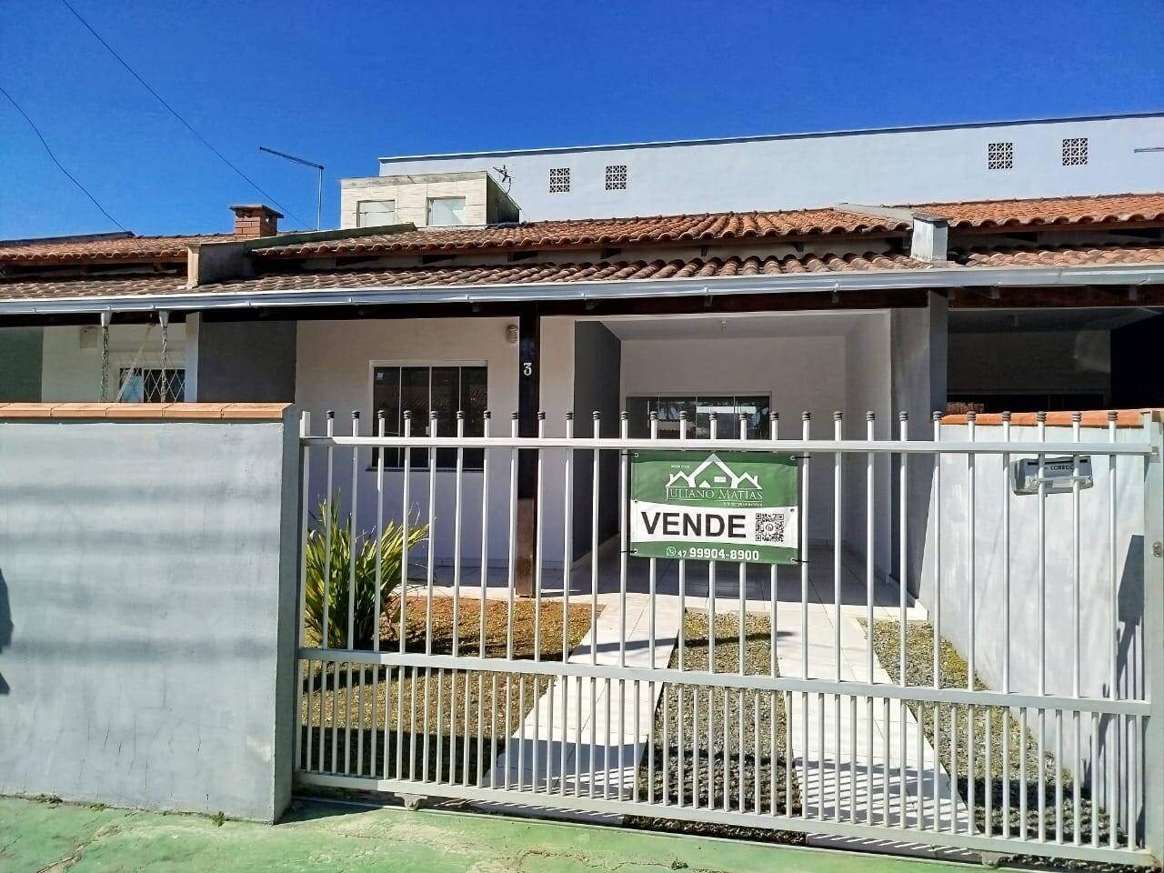 Casa à venda com 2 quartos, 70m² - Foto 6