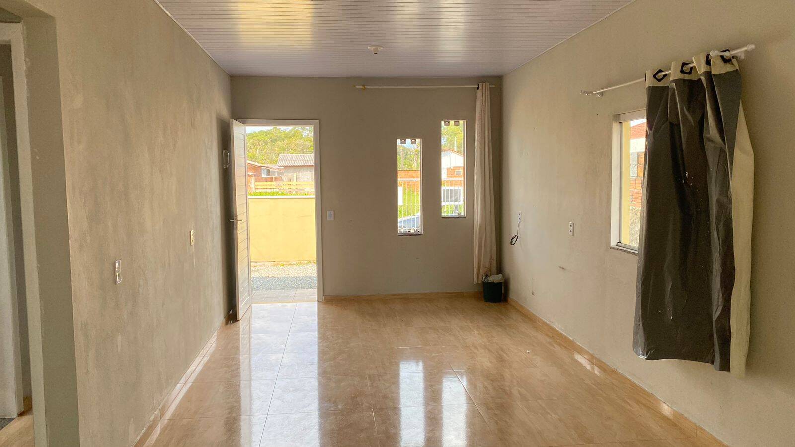 Casa à venda com 2 quartos, 150m² - Foto 8