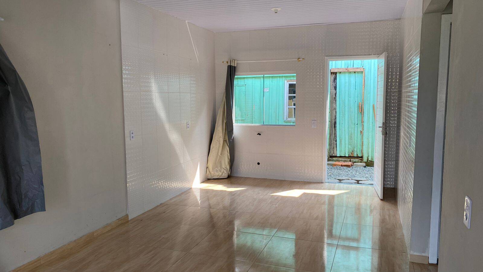 Casa à venda com 2 quartos, 150m² - Foto 7