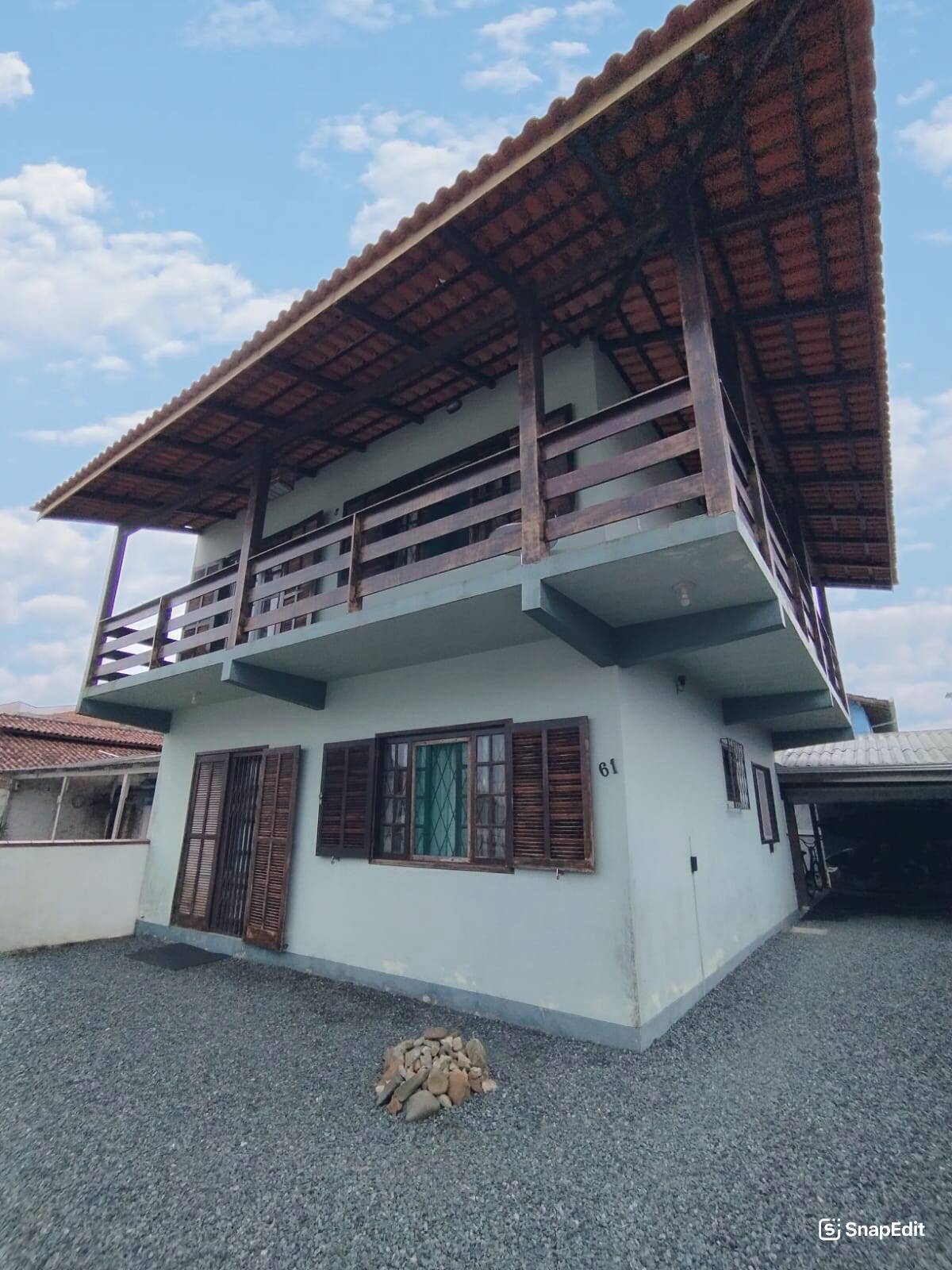 Casa à venda com 4 quartos, 141m² - Foto 1