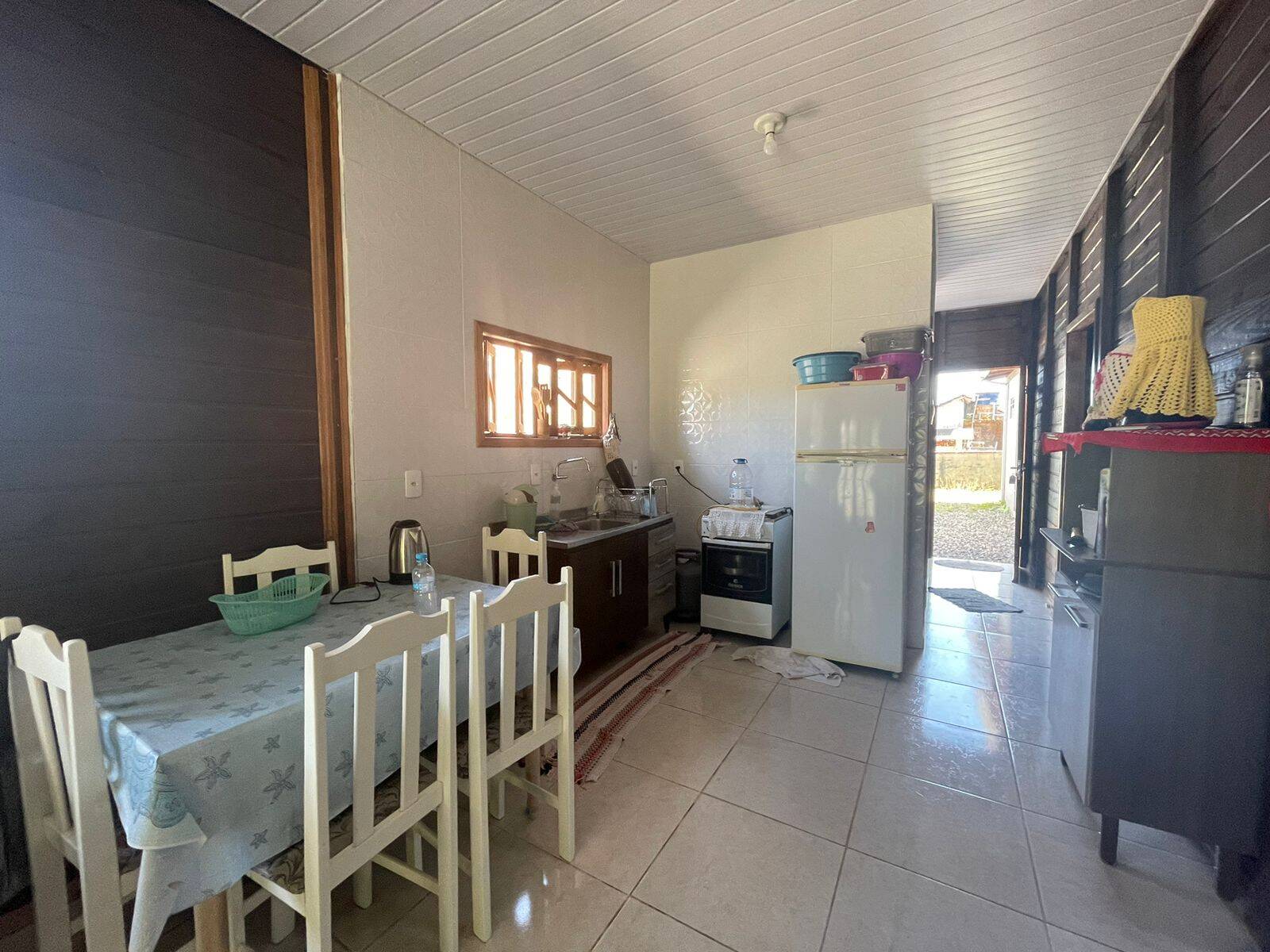 Casa à venda com 3 quartos, 110m² - Foto 11