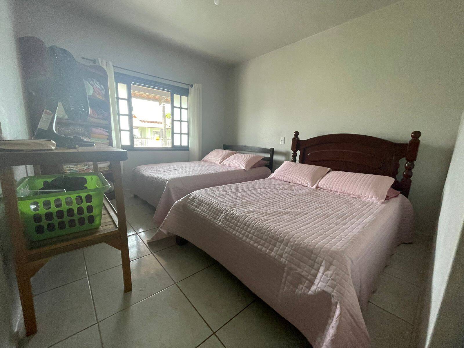 Casa à venda com 3 quartos, 90m² - Foto 8