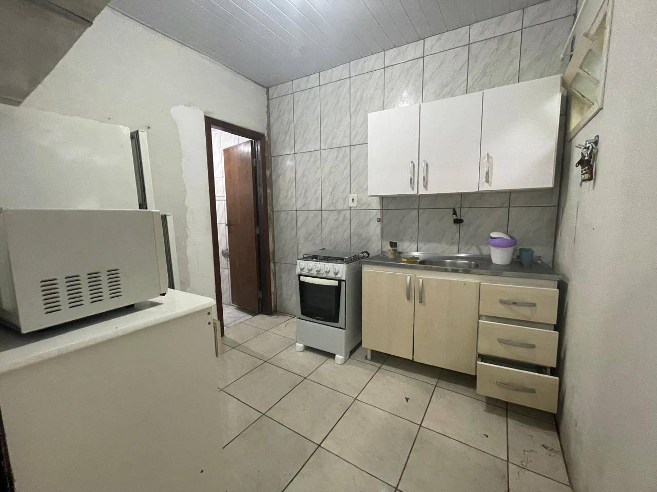 Casa à venda com 3 quartos, 70m² - Foto 6