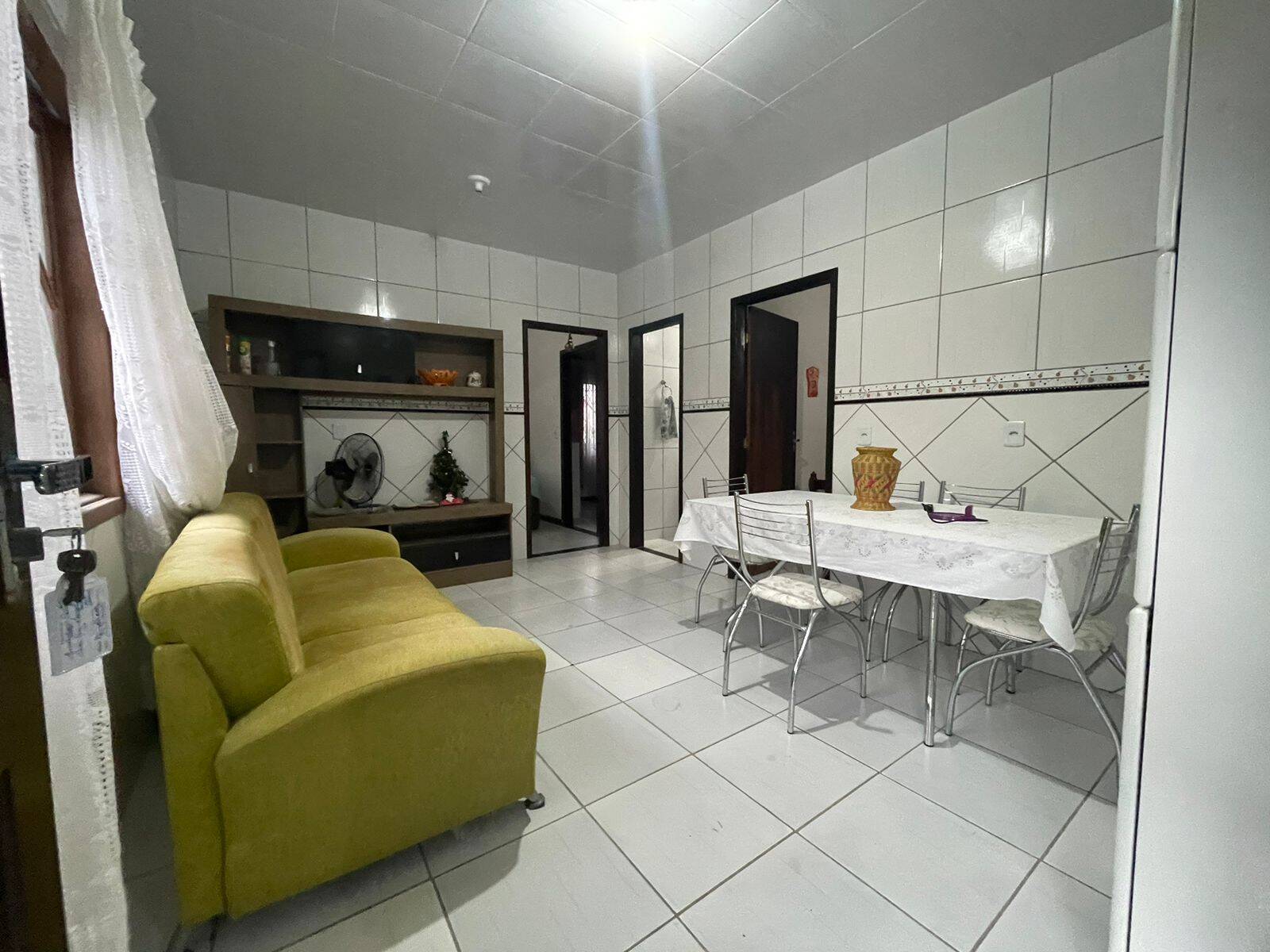 Casa à venda com 2 quartos, 120m² - Foto 4