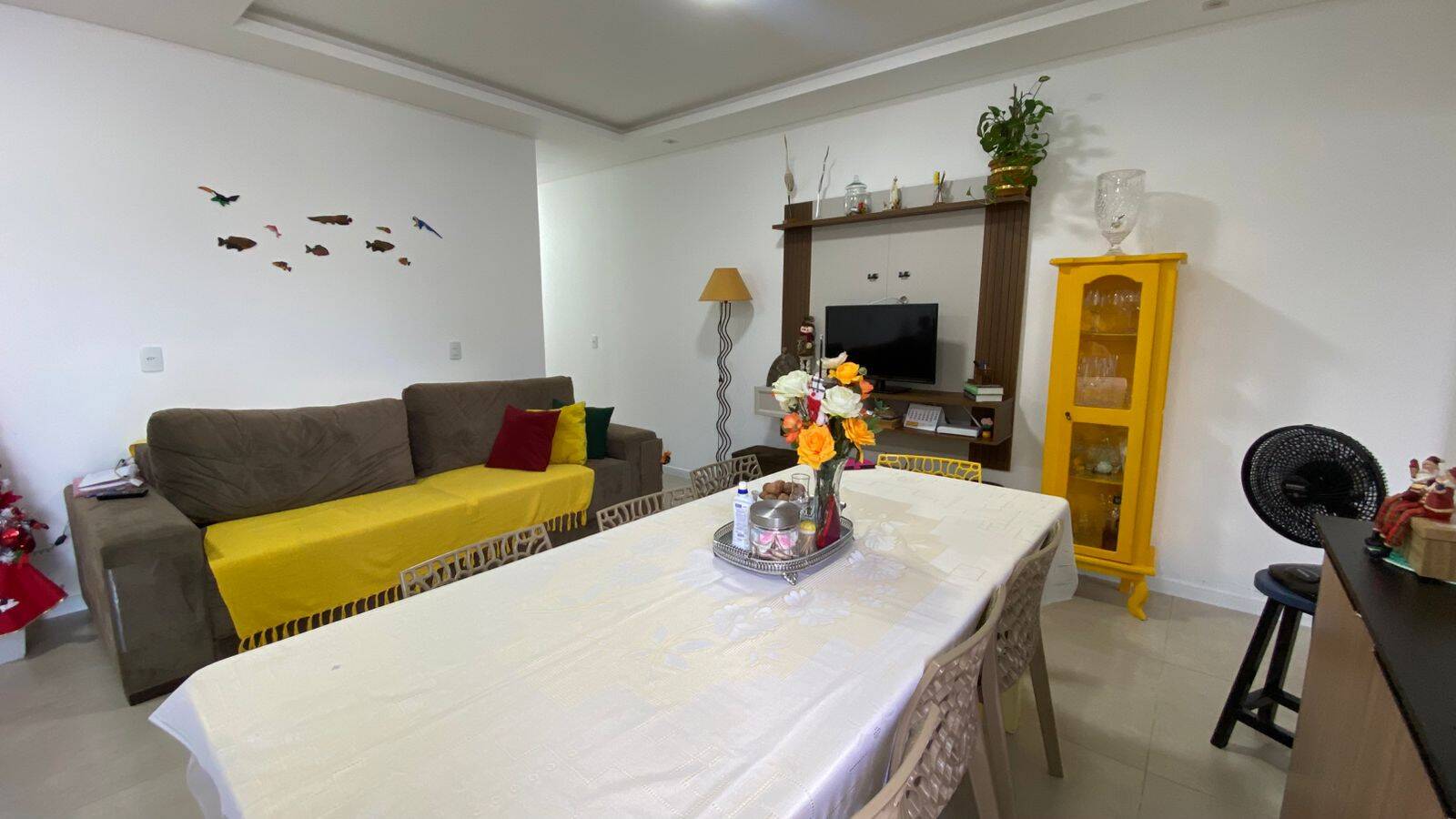 Casa à venda com 3 quartos, 89m² - Foto 5