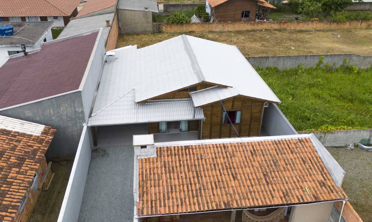 Casa à venda com 2 quartos, 90m² - Foto 18