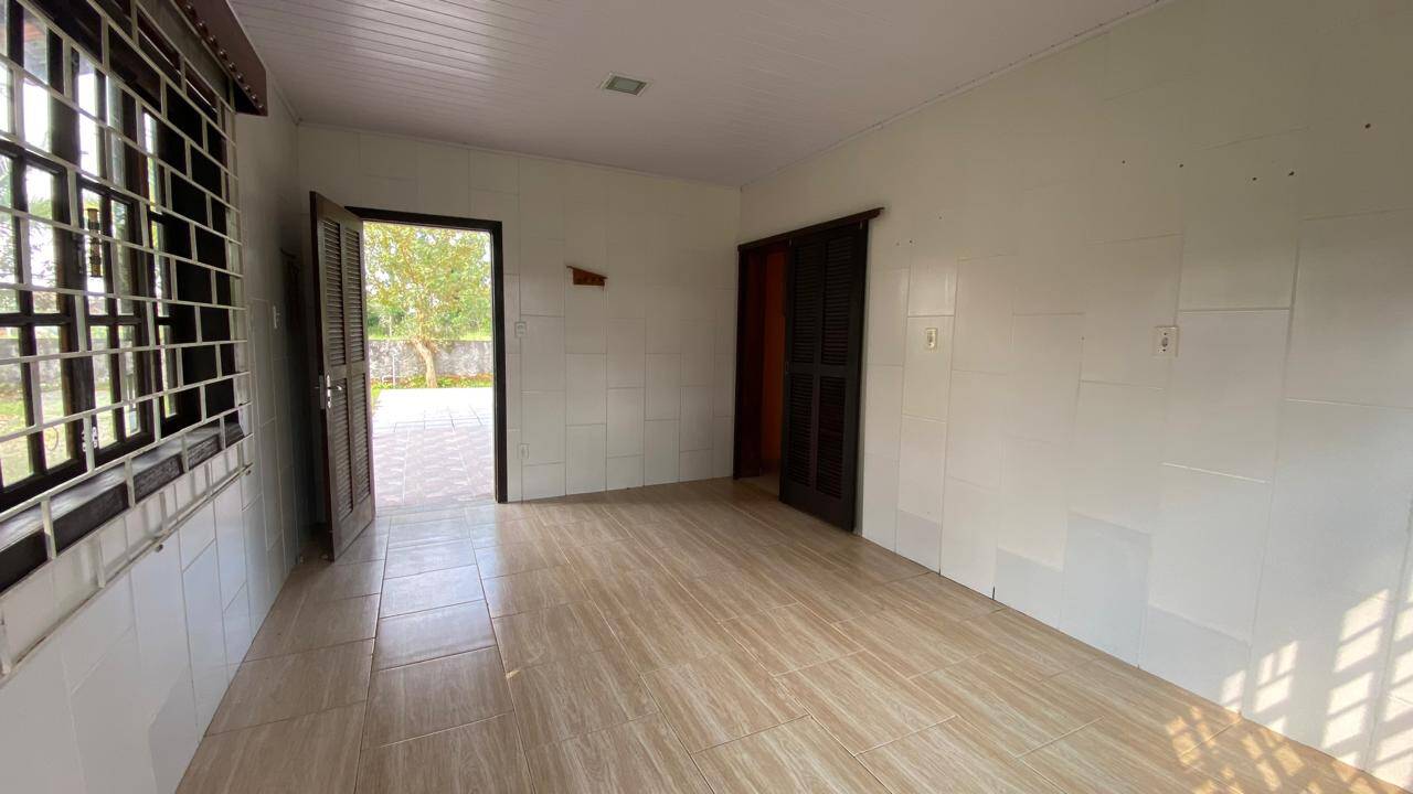 Casa à venda com 3 quartos, 98m² - Foto 15