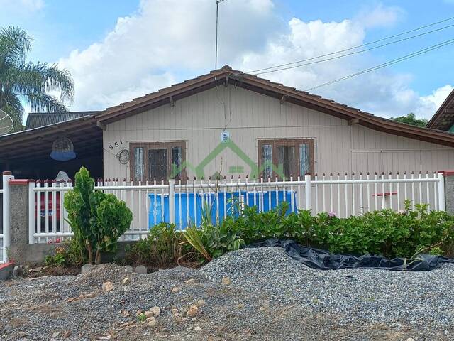 #2167 - Casa para Venda em Balneário Barra do Sul - SC