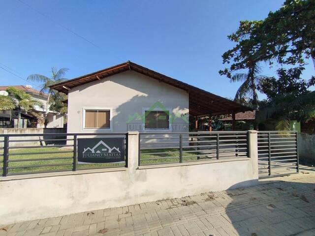 #2593 - Casa para Venda em Araquari - SC - 1