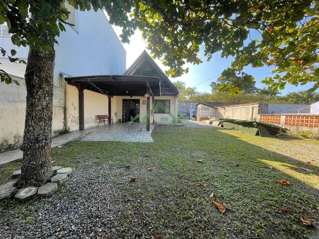 #2595 - Casa para Venda em Balneário Barra do Sul - SC - 1
