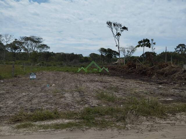 Venda em Salinas - Balneário Barra do Sul