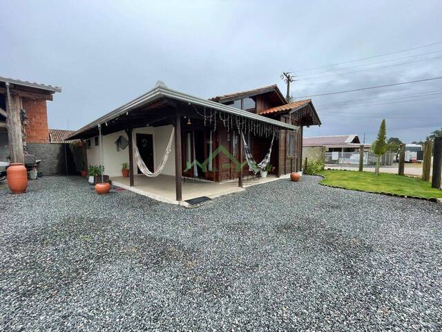 Venda em Pinheiros - Balneário Barra do Sul