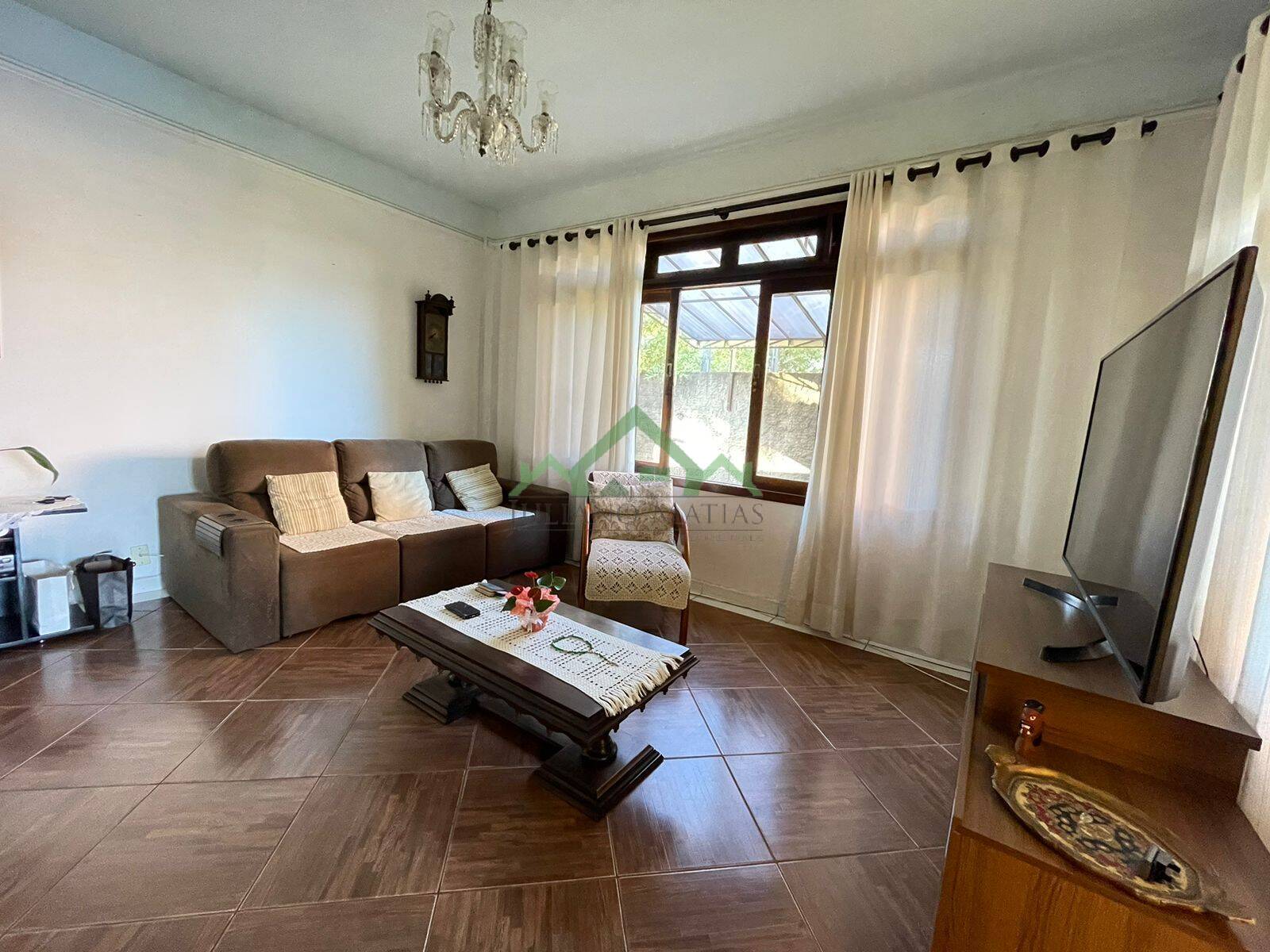 Casa à venda com 4 quartos, 300m² - Foto 6