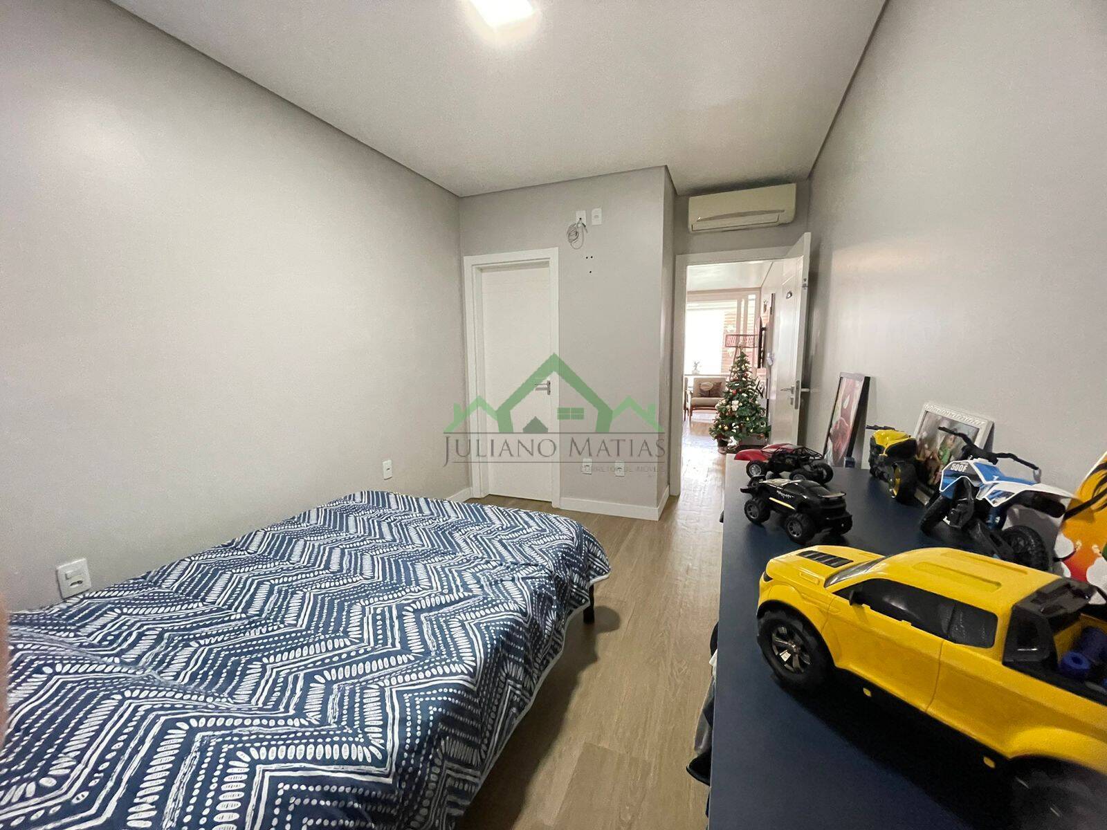 Casa à venda com 3 quartos, 210m² - Foto 18