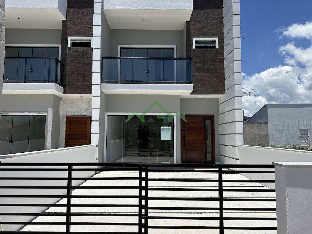 Sobrado à venda com 3 quartos, 119m² - Foto 1