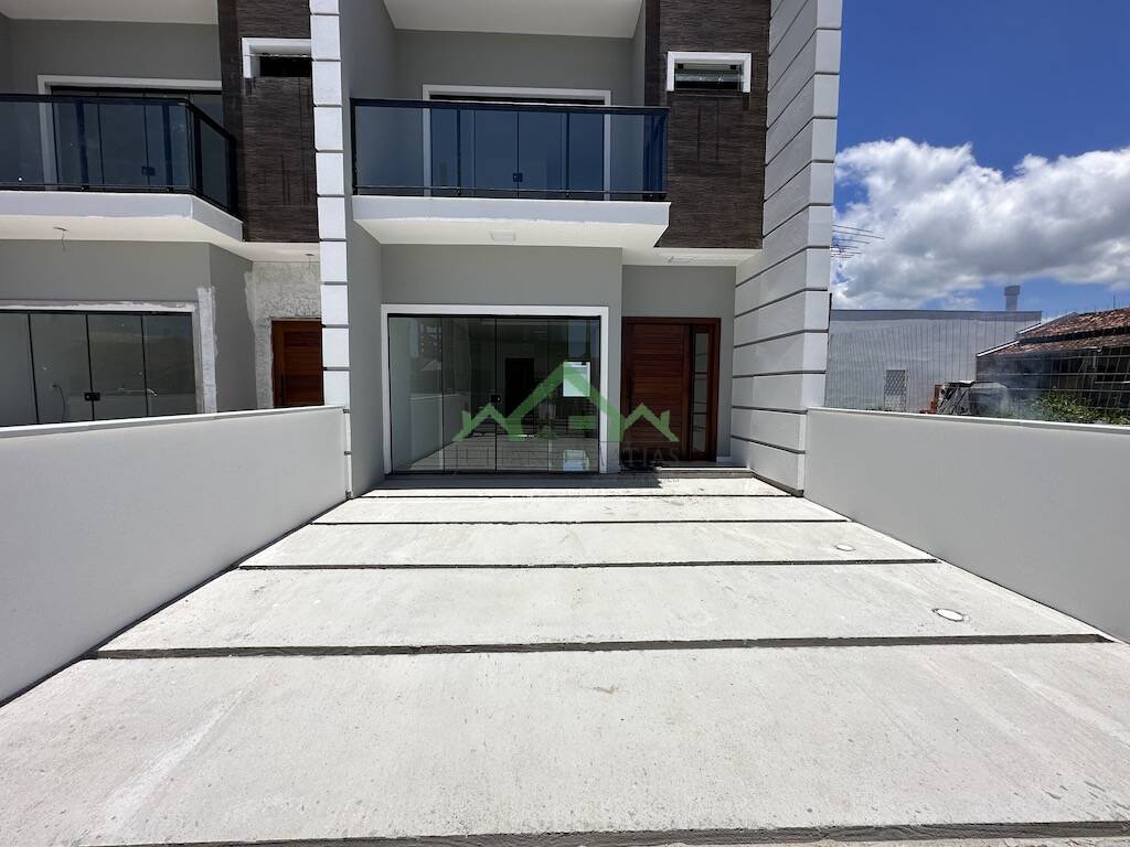 Sobrado à venda com 3 quartos, 119m² - Foto 2