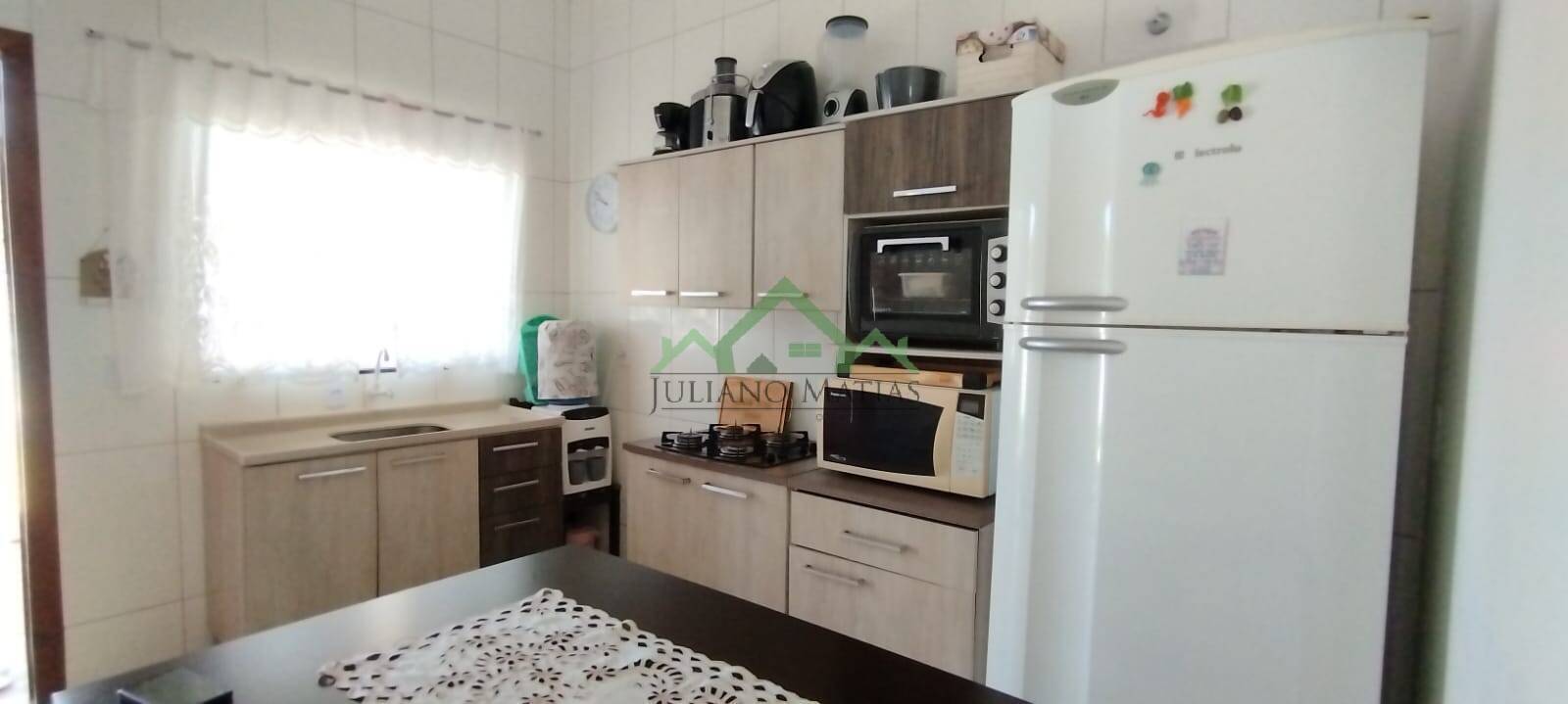 Casa à venda com 3 quartos, 80m² - Foto 4