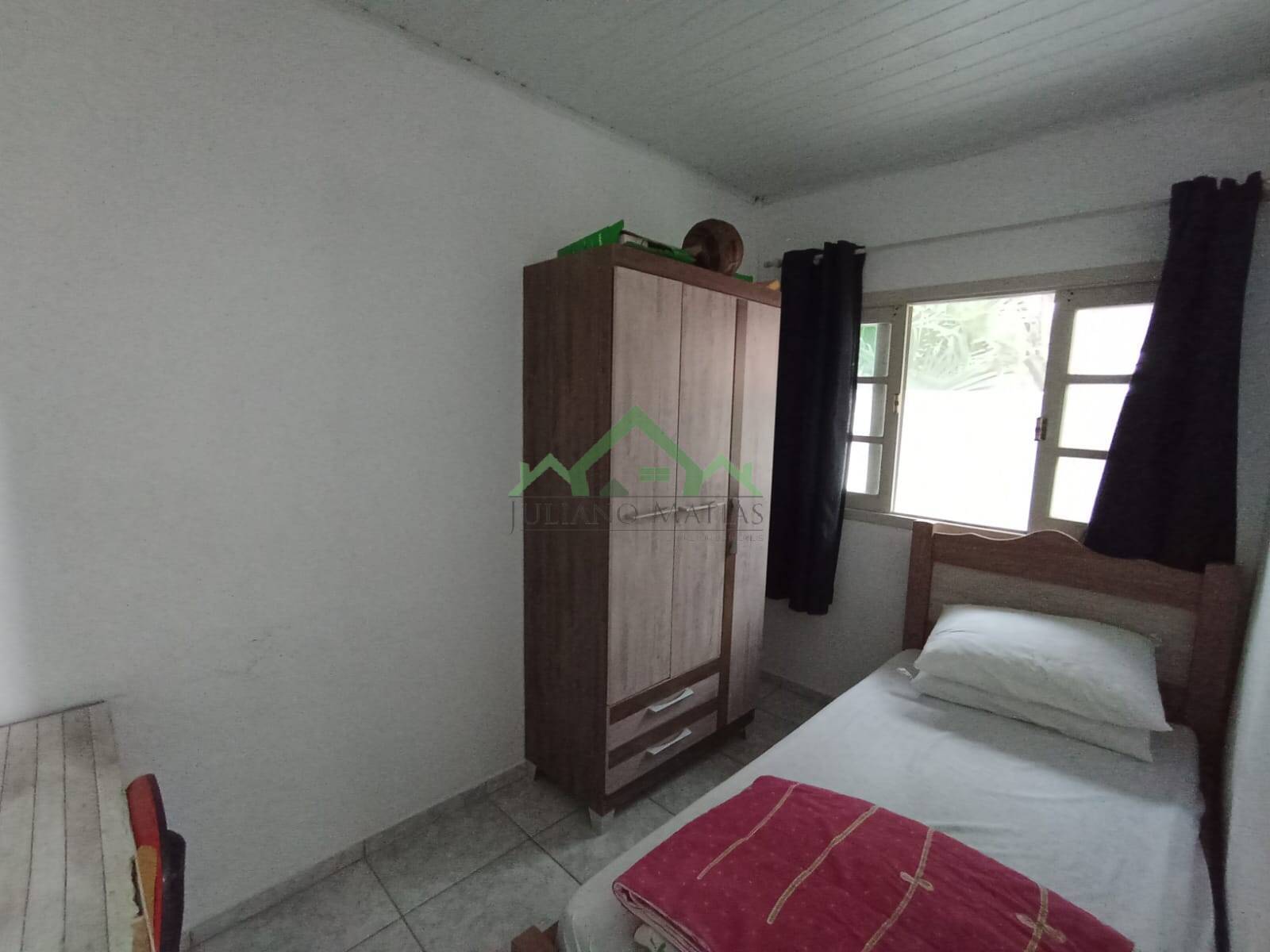 Casa à venda com 4 quartos, 180m² - Foto 15