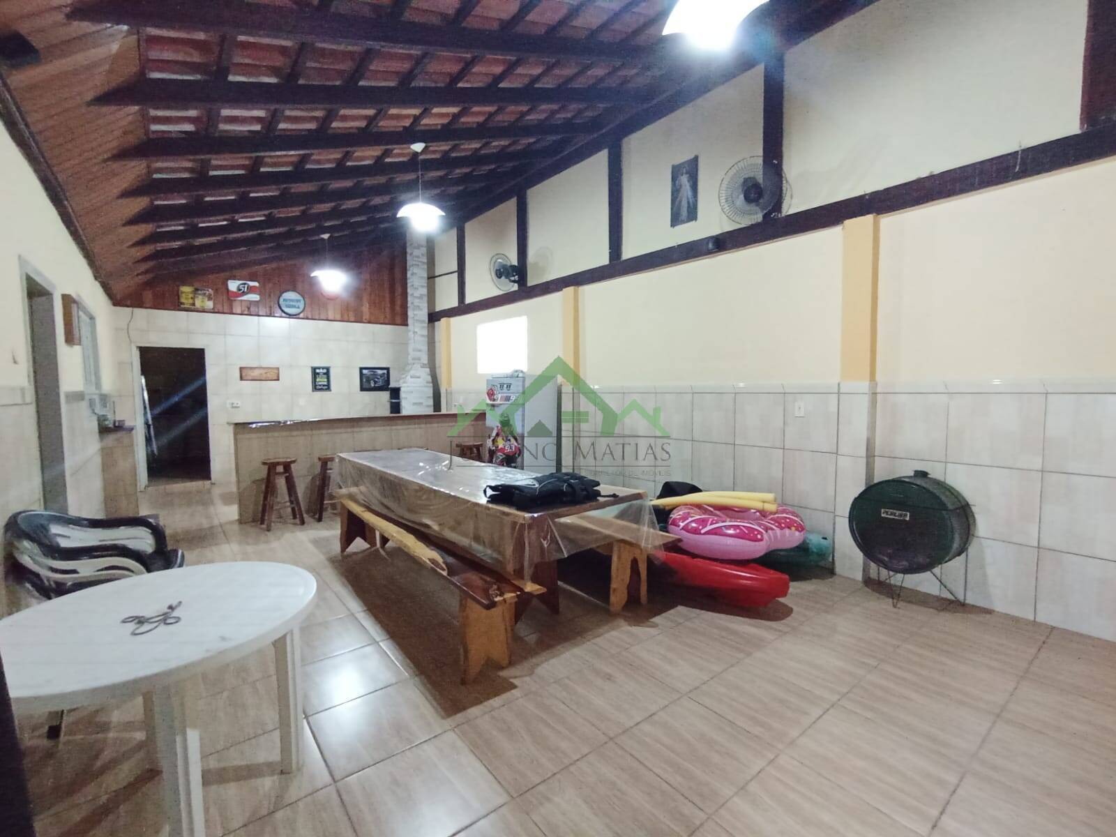 Casa à venda com 4 quartos, 180m² - Foto 21