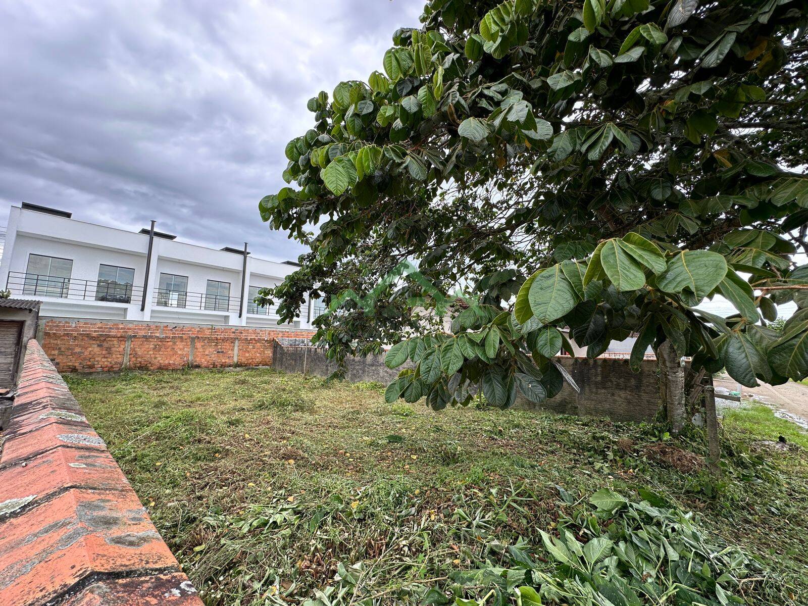 Terreno à venda, 194m² - Foto 2