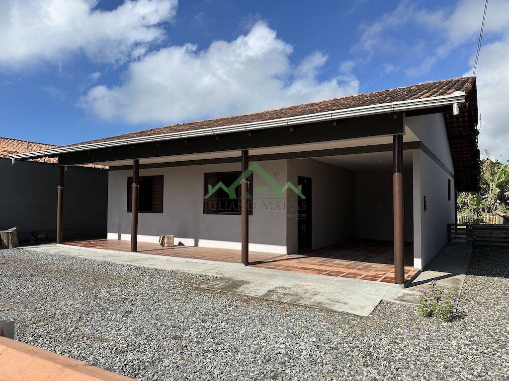 Casa à venda com 3 quartos, 130m² - Foto 1