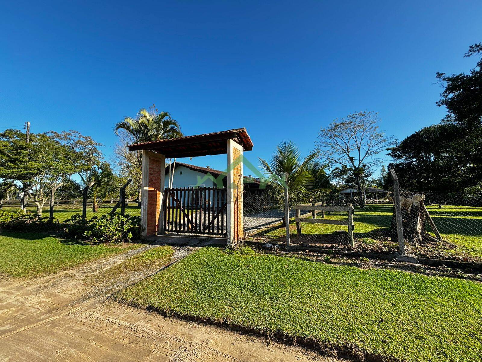 Fazenda à venda com 4 quartos, 150m² - Foto 26