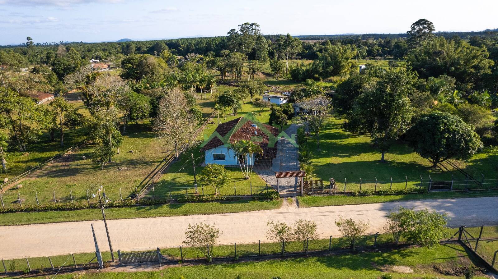 Fazenda à venda com 4 quartos, 150m² - Foto 46