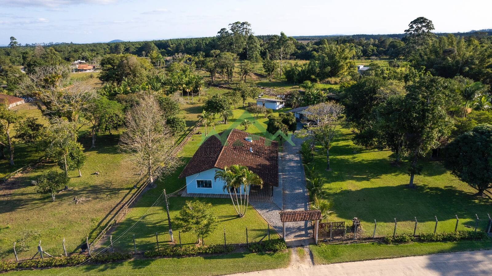 Fazenda à venda com 4 quartos, 150m² - Foto 47