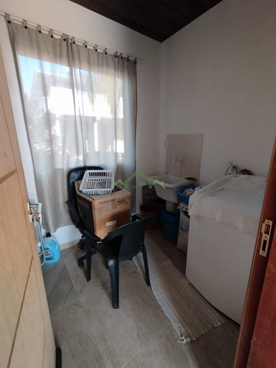 Casa à venda com 4 quartos, 110m² - Foto 16