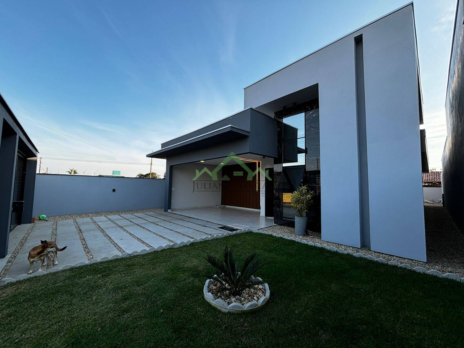 Casa à venda com 3 quartos, 150m² - Foto 2