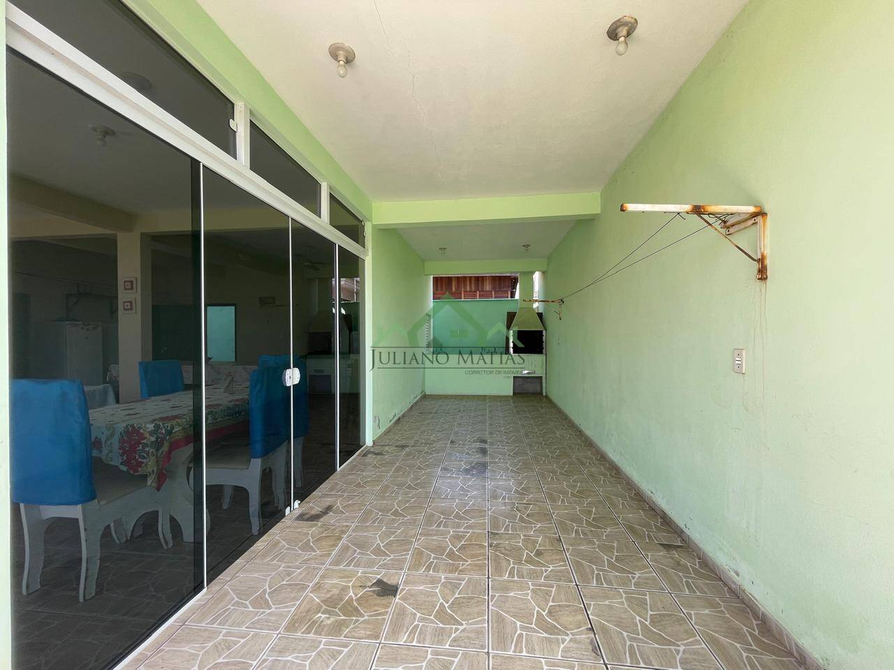 Casa à venda com 6 quartos, 235m² - Foto 13